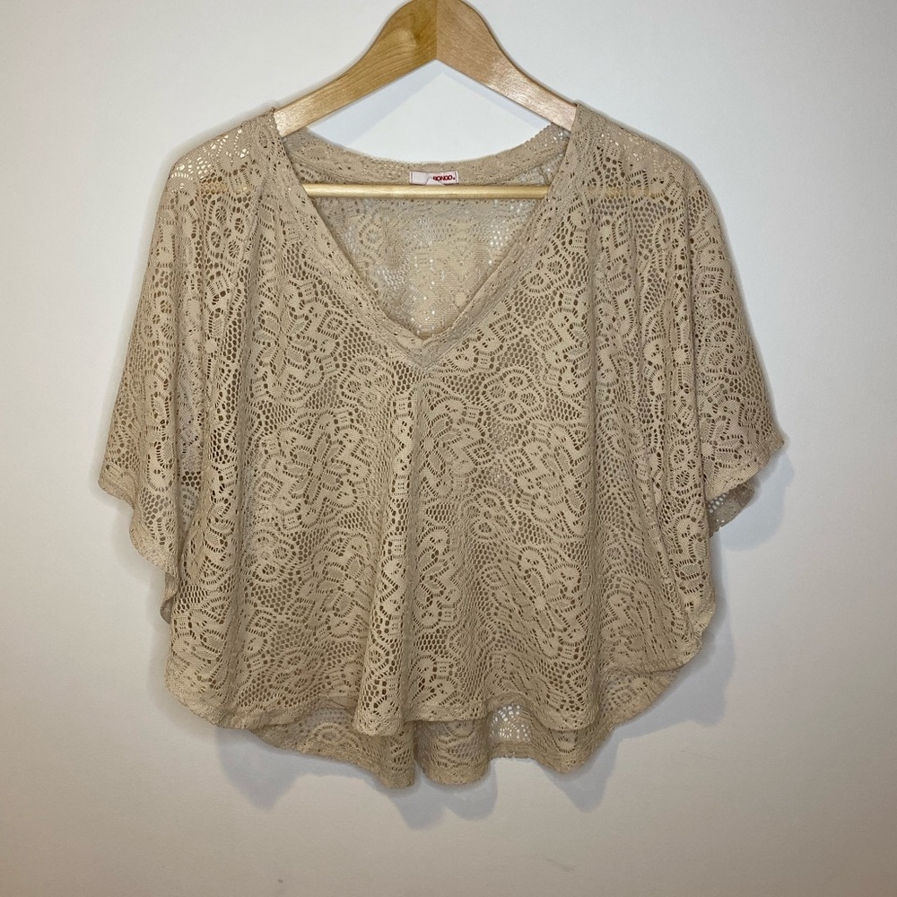 Bongo cropped lace top size L